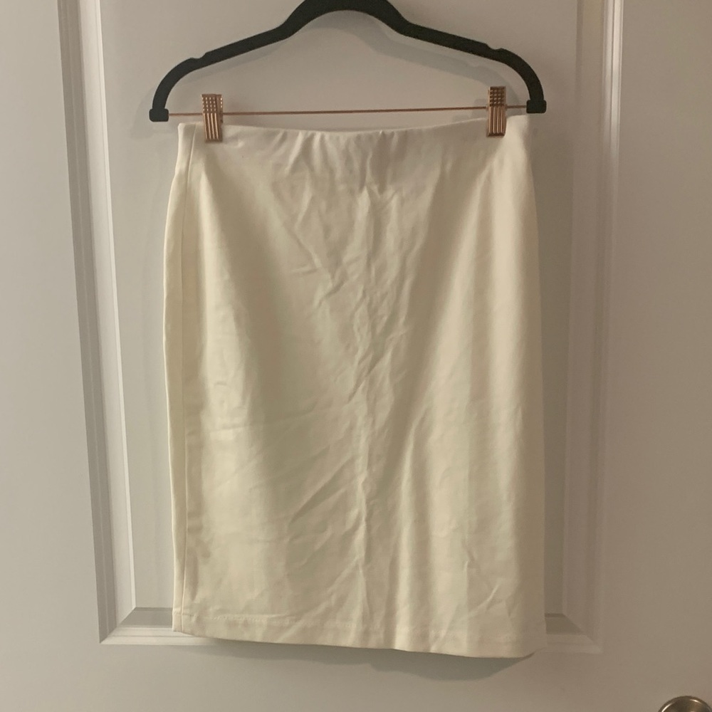 Elegant Cream Women's Skirt